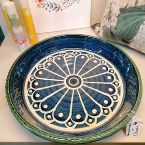 Open image in slideshow, Provence Handmade Serving Dish
